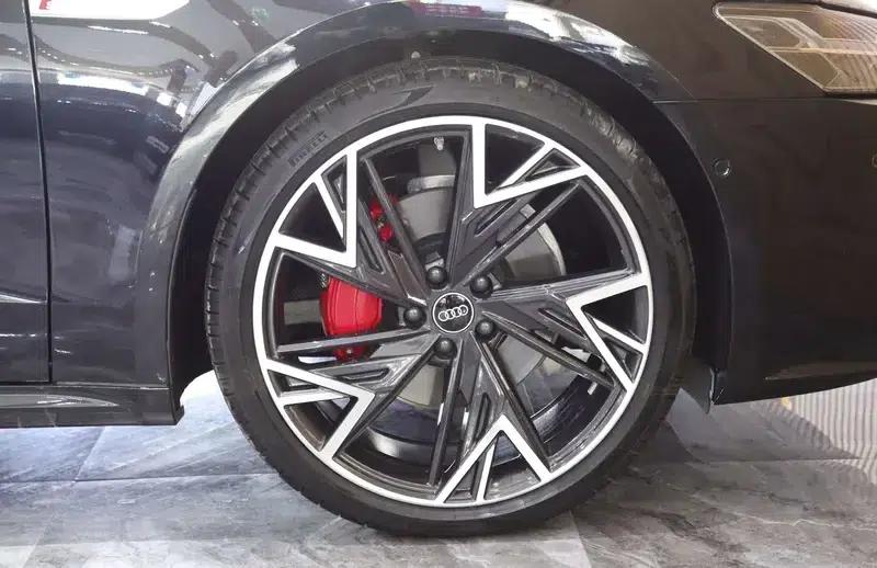 2024 Audi A7L 45 TFSI quattro Black Edition — миниатюра 9