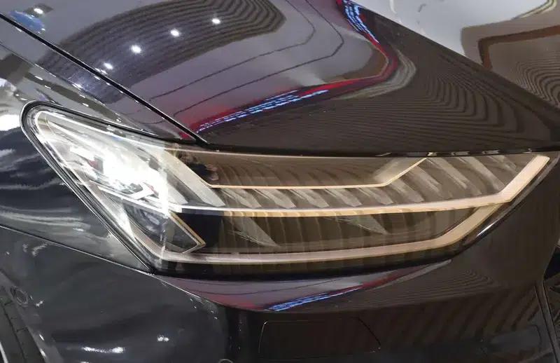 2024 Audi A7L 45 TFSI quattro Black Edition — миниатюра 10