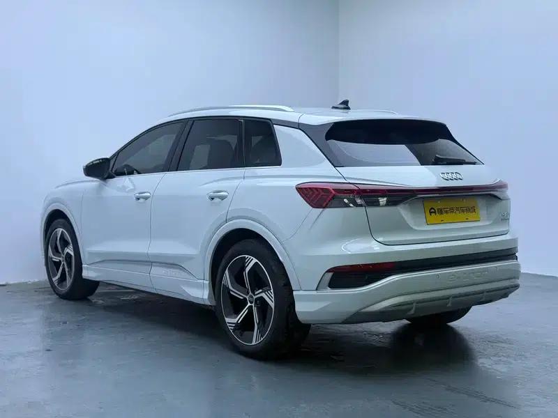 Audi Q4 e-tron 2024 Model 40 e-tron Trailblazer — миниатюра 5