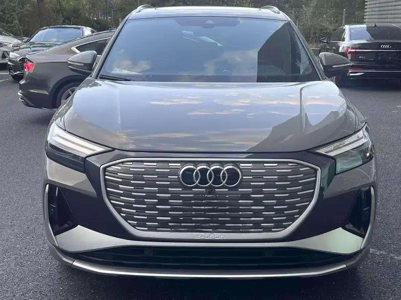 Audi Q4 e-tron 2024 Model 40 e-tron Trailblazer — миниатюра 2