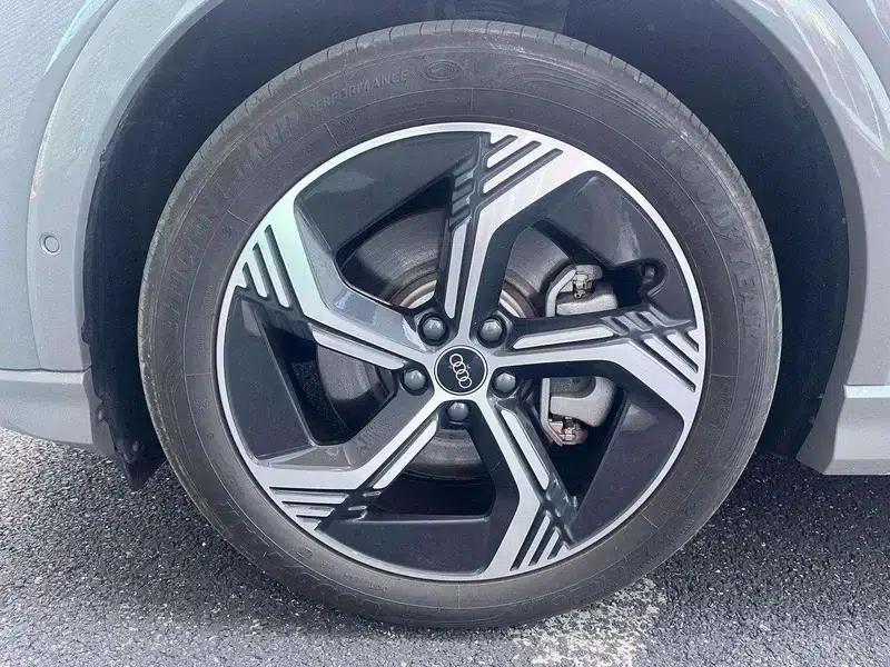 Audi Q4 e-tron 2024 Model 40 e-tron Trailblazer — миниатюра 7