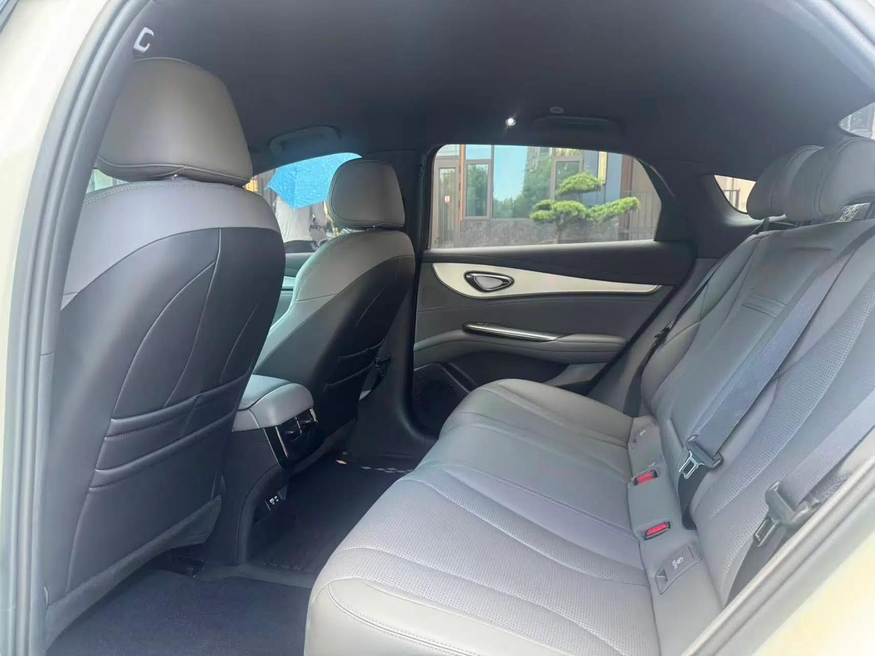 BYD Seal 07 DM-i 2025 DM-i 1.5L 125km Elite Model — миниатюра 20