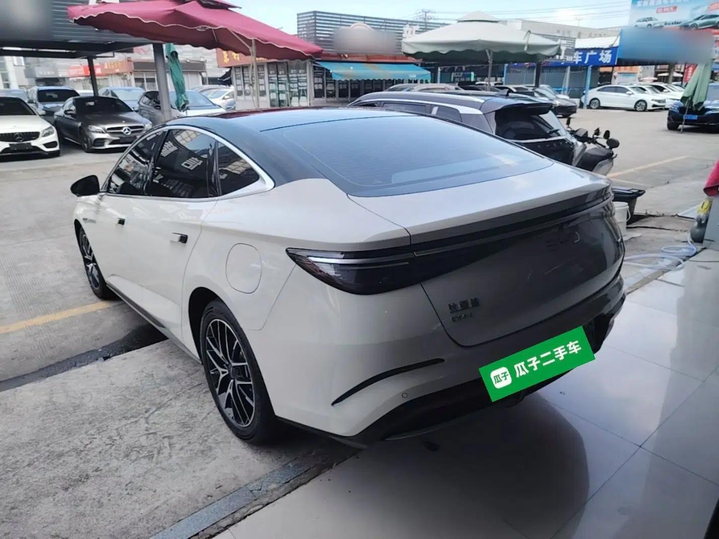 BYD Seal 07 DM-i 2025 DM-i 1.5L 125km Elite Model — миниатюра 4
