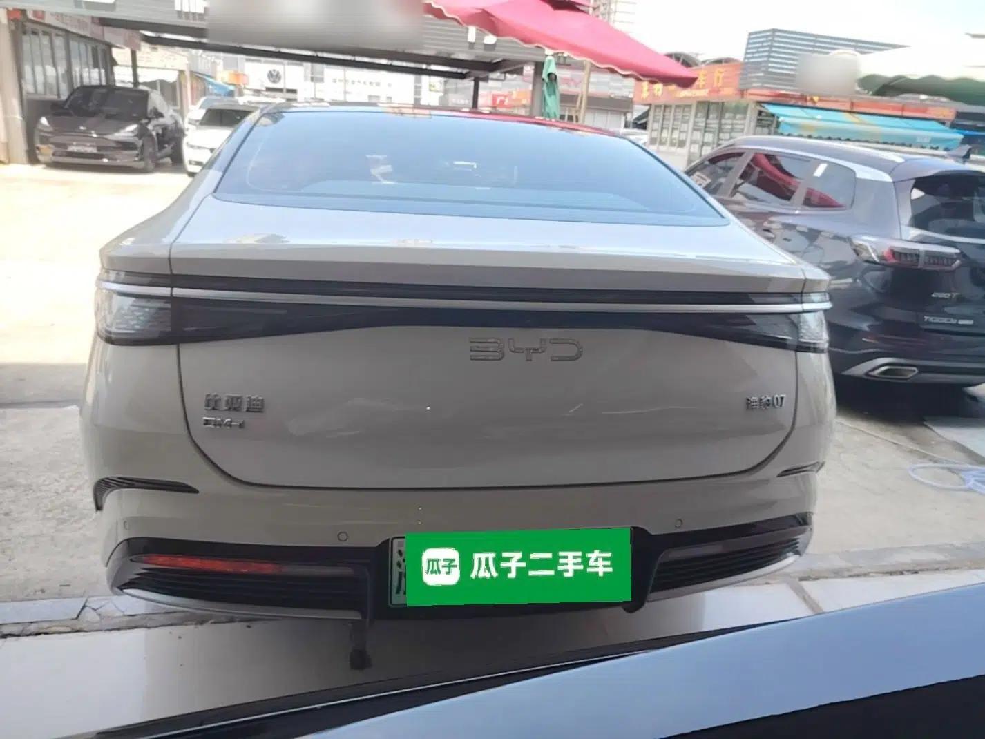 BYD Seal 07 DM-i 2025 DM-i 1.5L 125km Elite Model — миниатюра 5