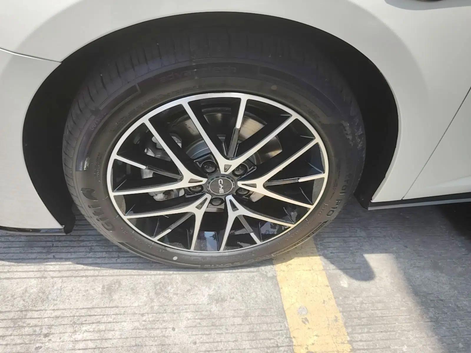 BYD Seal 07 DM-i 2025 DM-i 1.5L 125km Elite Model — миниатюра 10