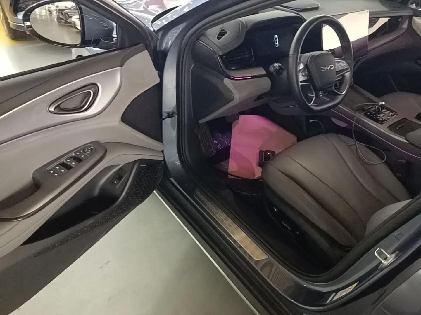 BYD Seal 07 DM-i 2025 Intelligent Driving Version DM-i 1.5L 125 km Prestige Edition — миниатюра 18