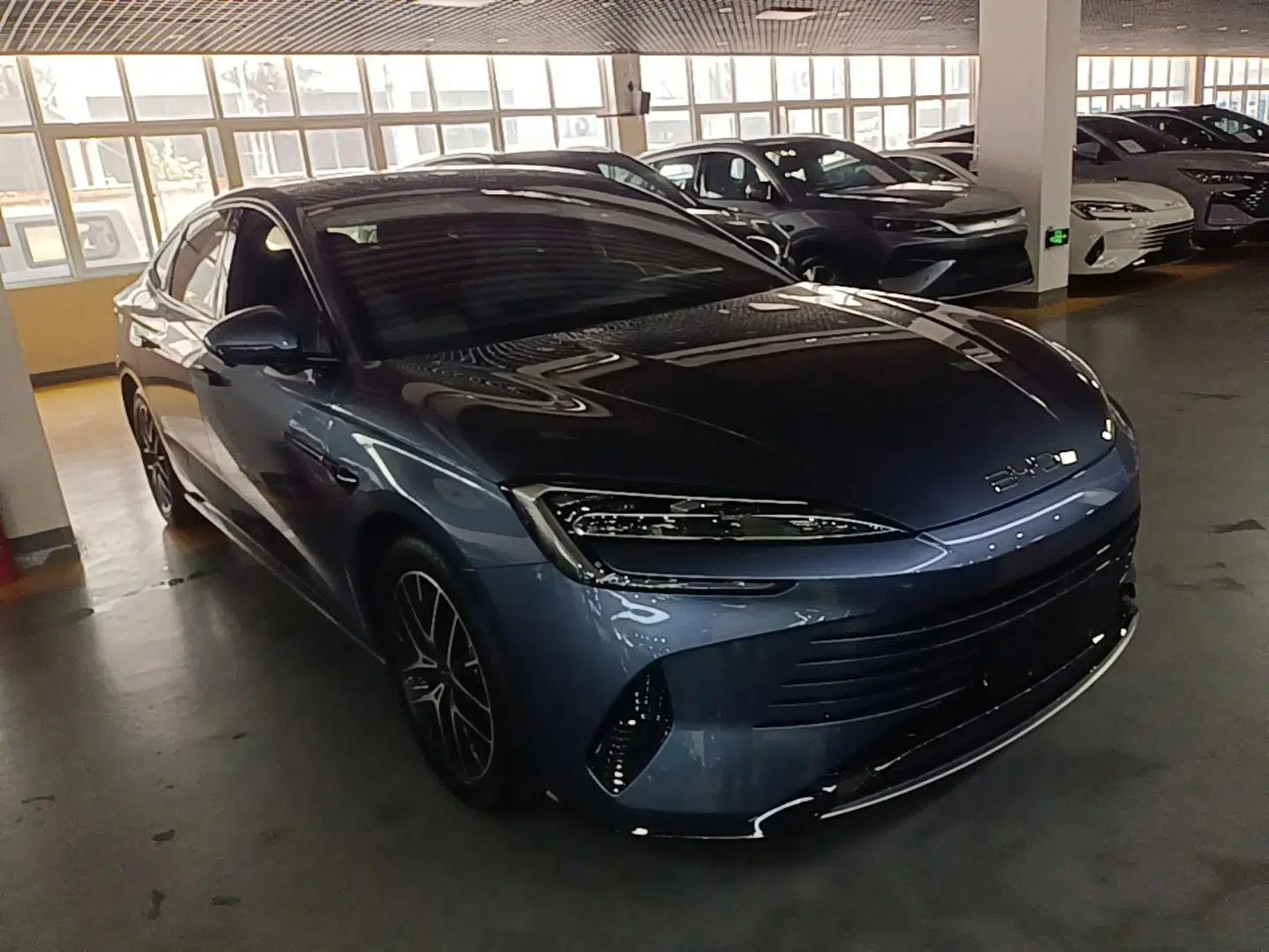 BYD Seal 07 DM-i 2025 Intelligent Driving Version DM-i 1.5L 125 km Prestige Edition — миниатюра 3