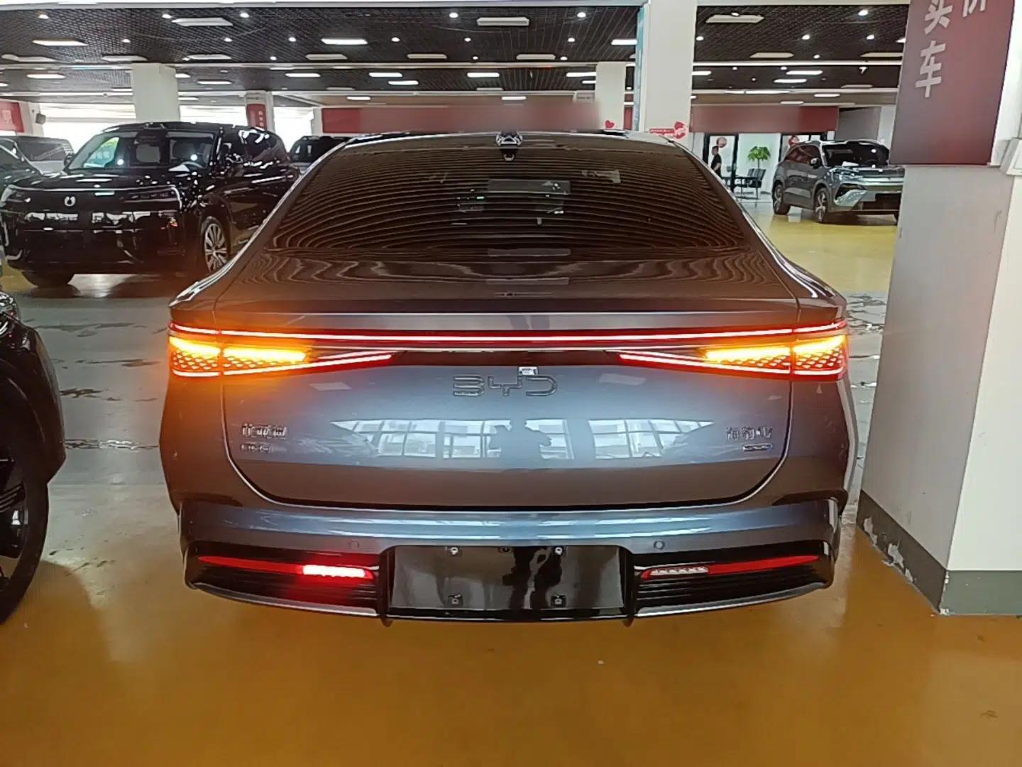 BYD Seal 07 DM-i 2025 Intelligent Driving Version DM-i 1.5L 125 km Prestige Edition — миниатюра 5