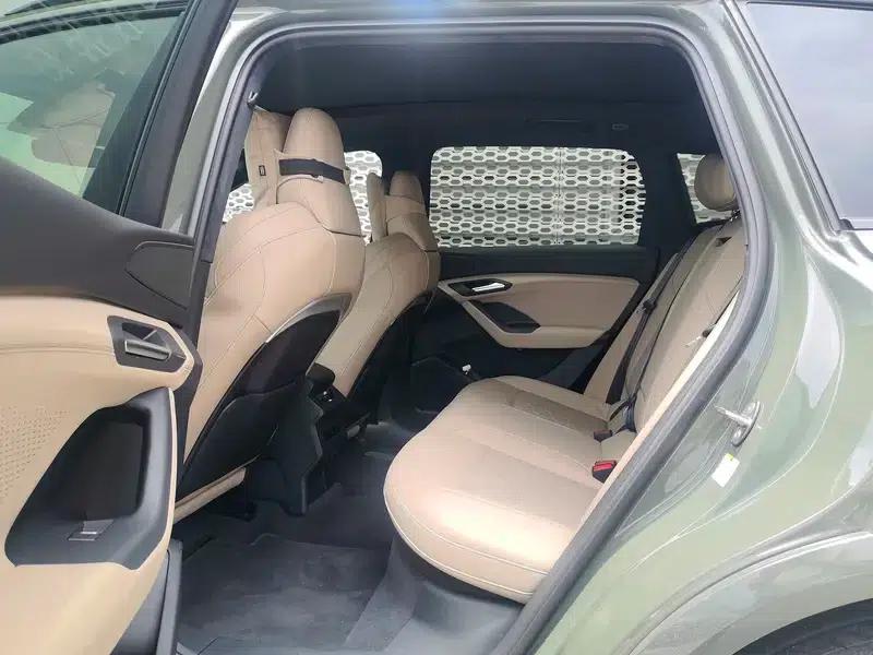 Audi Q6L e-tron 2026 First Edition — миниатюра 12