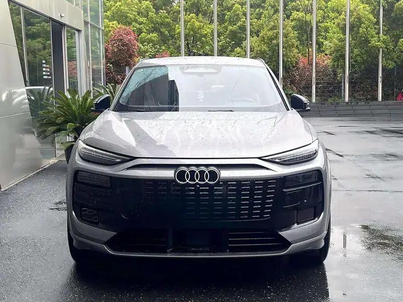 Audi Q6L e-tron 2026 First Edition — миниатюра 2