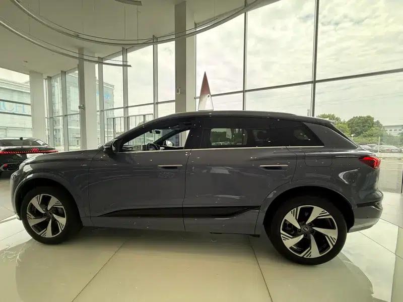Audi Q6L e-tron 2026 Extended Range Version — миниатюра 2