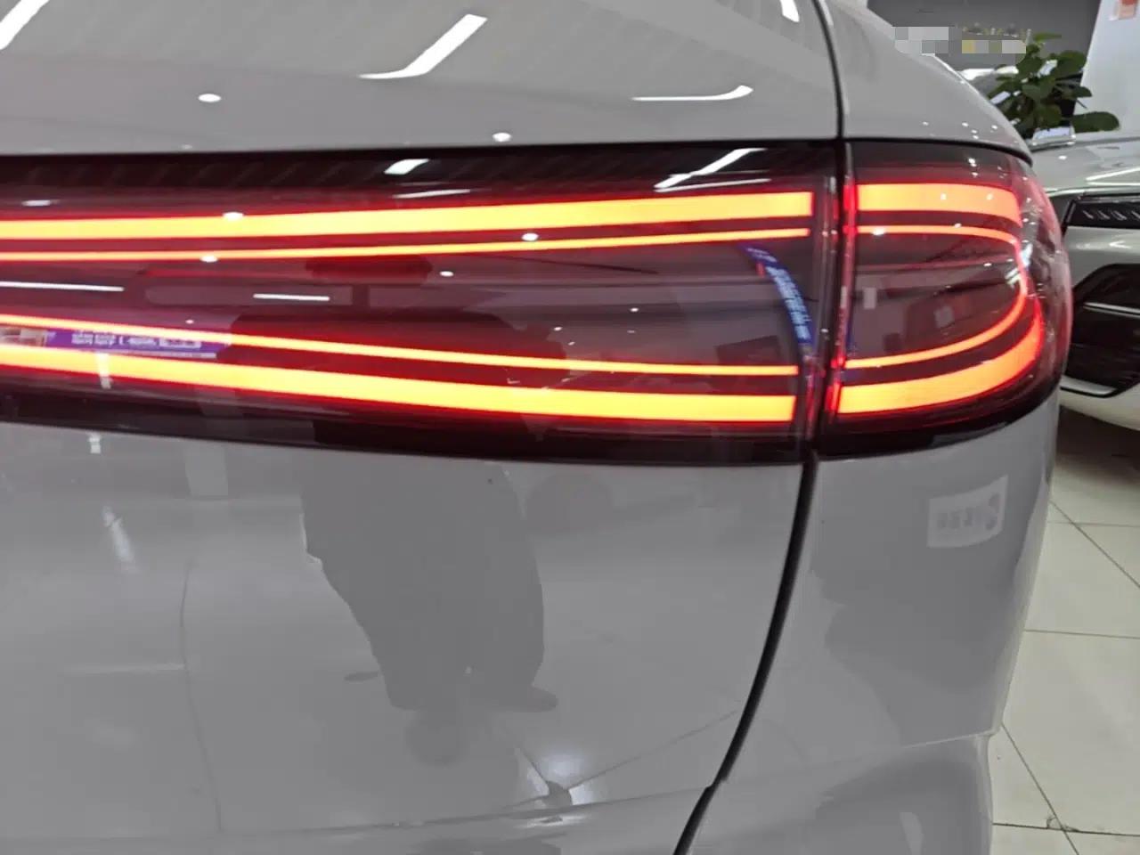 BYD Sealion 06 New Energy 2025 DM-i High-Trim Model — миниатюра 9