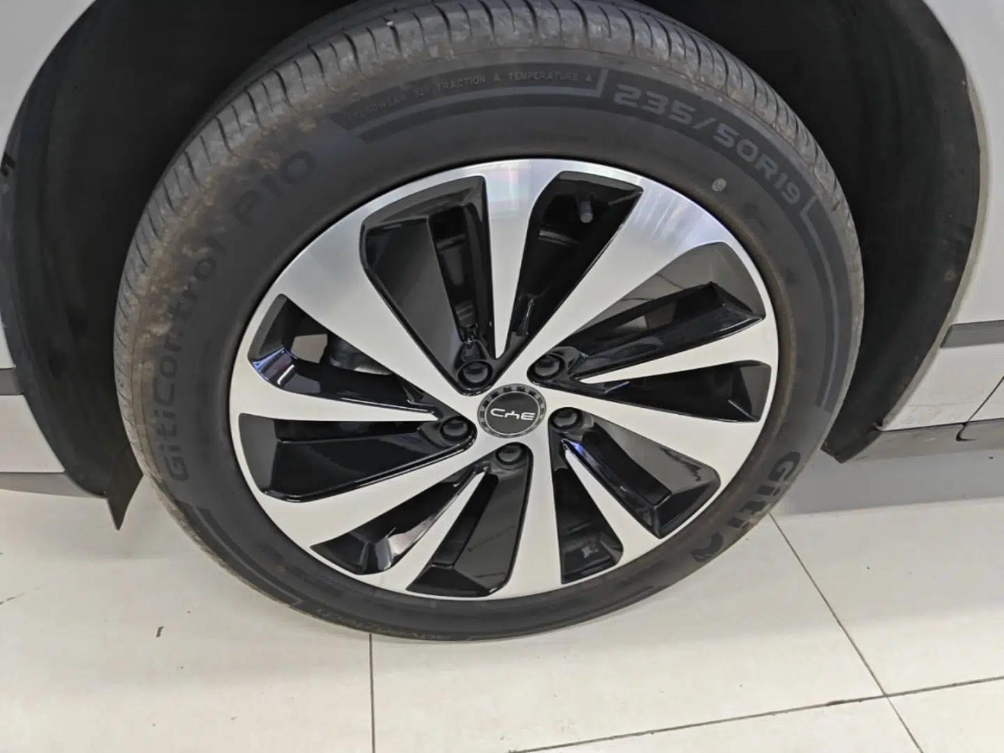 BYD Sealion 06 New Energy 2025 DM-i High-Trim Model — миниатюра 10