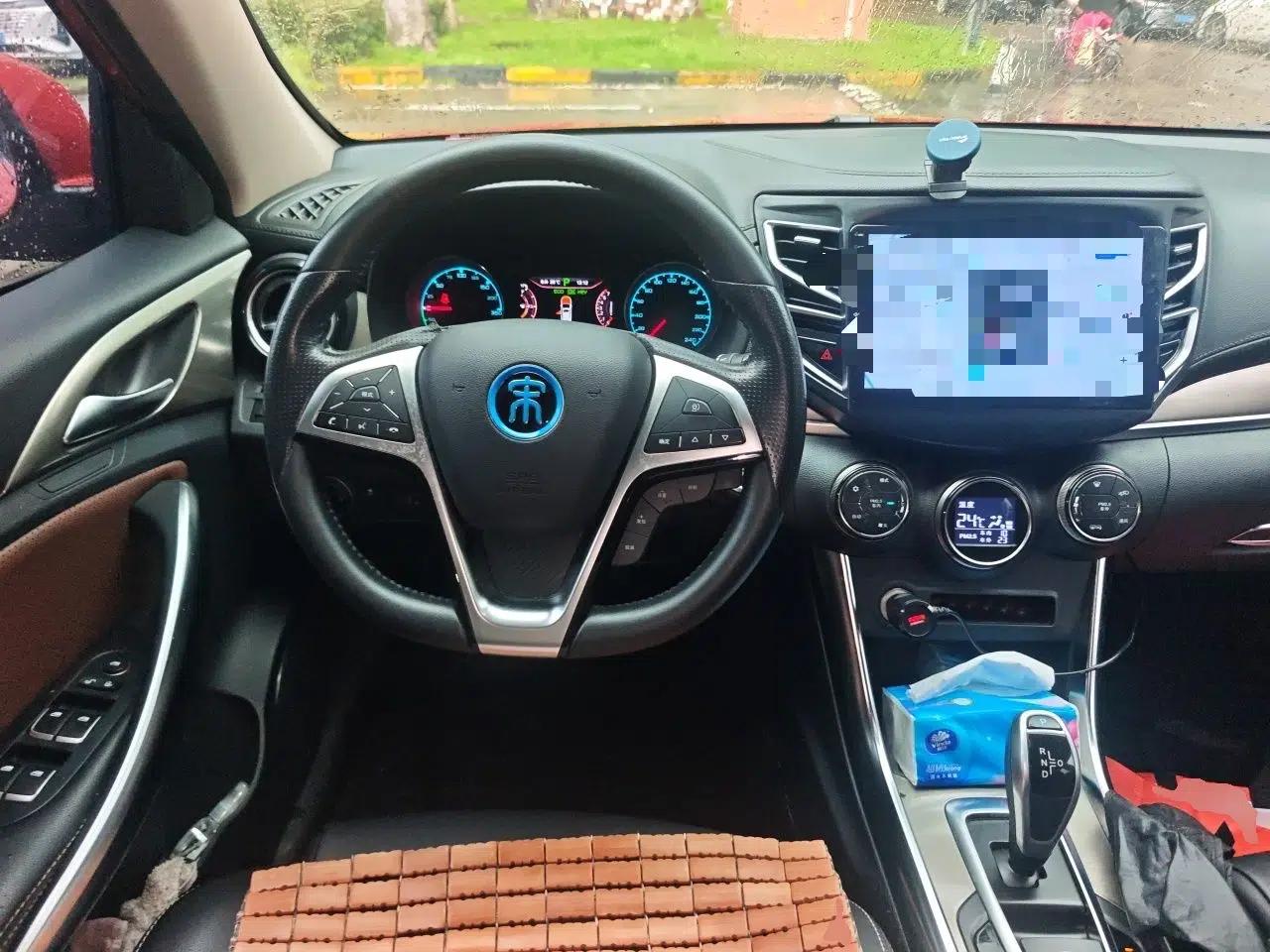 BYD Song New Energy 2017 Song DM 1.5TID All-Wheel Drive Luxury Model — миниатюра 10