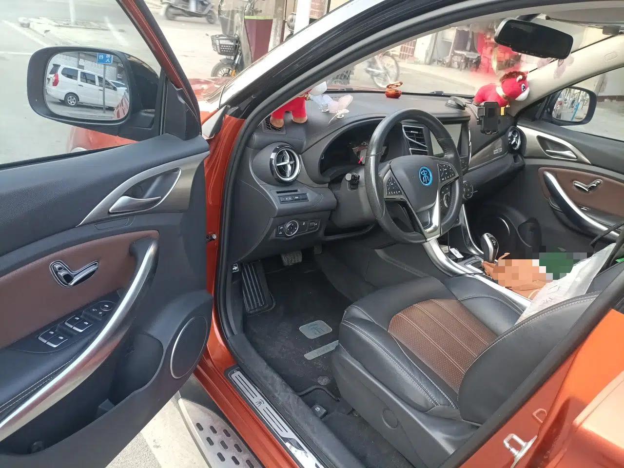 BYD Song New Energy 2017 Song DM 1.5TID All-Wheel Drive Luxury Model — миниатюра 16