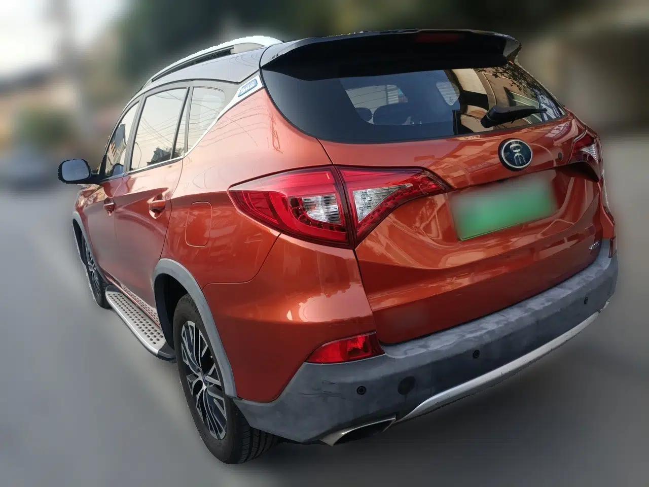 BYD Song New Energy 2017 Song DM 1.5TID All-Wheel Drive Luxury Model — миниатюра 4