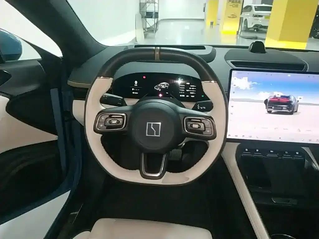 Jike 007GT 2025 Rear-Wheel Drive Intelligent Driving Edition 75kWh — миниатюра 11