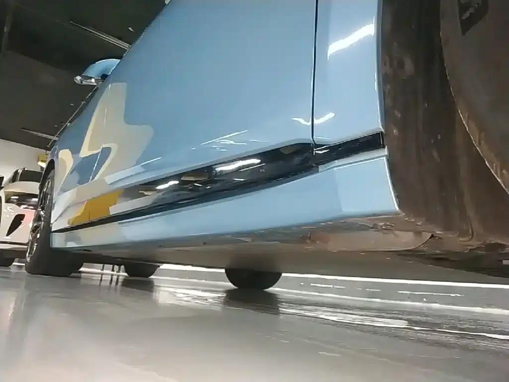 Jike 007GT 2025 Rear-Wheel Drive Intelligent Driving Edition 75kWh — миниатюра 21