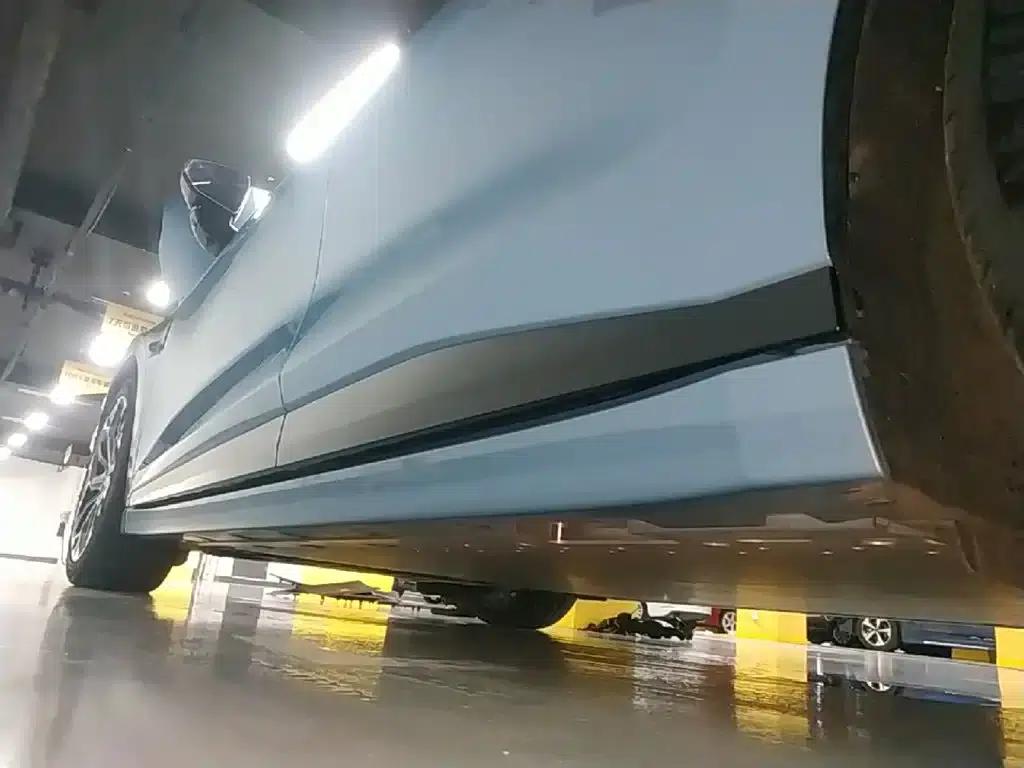 Jike 007GT 2025 Rear-Wheel Drive Intelligent Driving Edition 75kWh — миниатюра 22