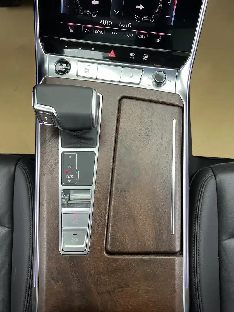 2021 Audi A6 (Imported) allroad quattro Explorer 55 TFSI Premium Off-Road Model — миниатюра 10