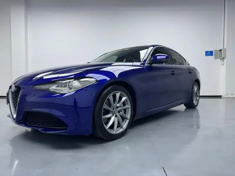 Giulia Juliet 2021 2.0T 280HP Luxury Edition — миниатюра 1