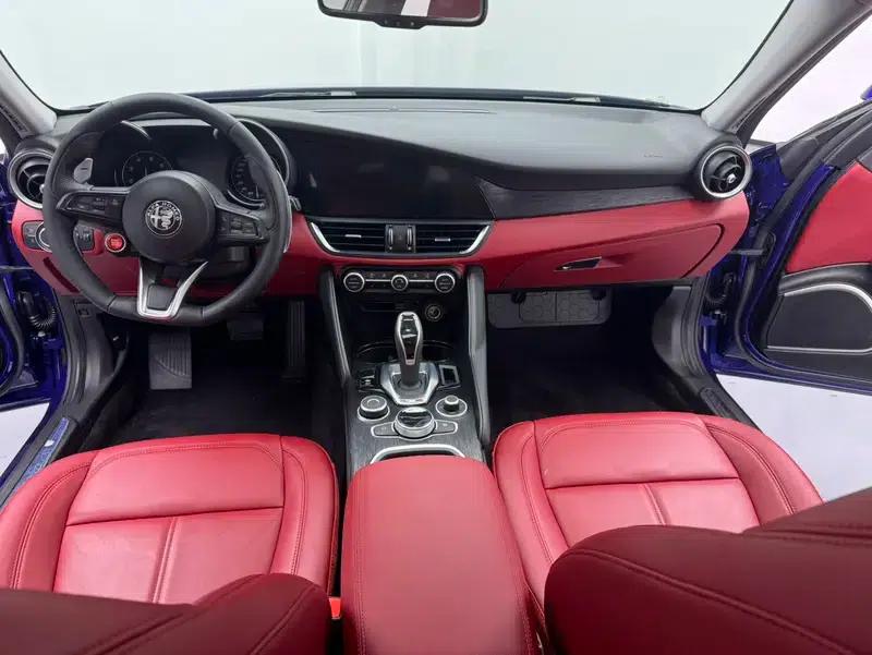 Giulia Juliet 2021 2.0T 280HP Luxury Edition — миниатюра 7