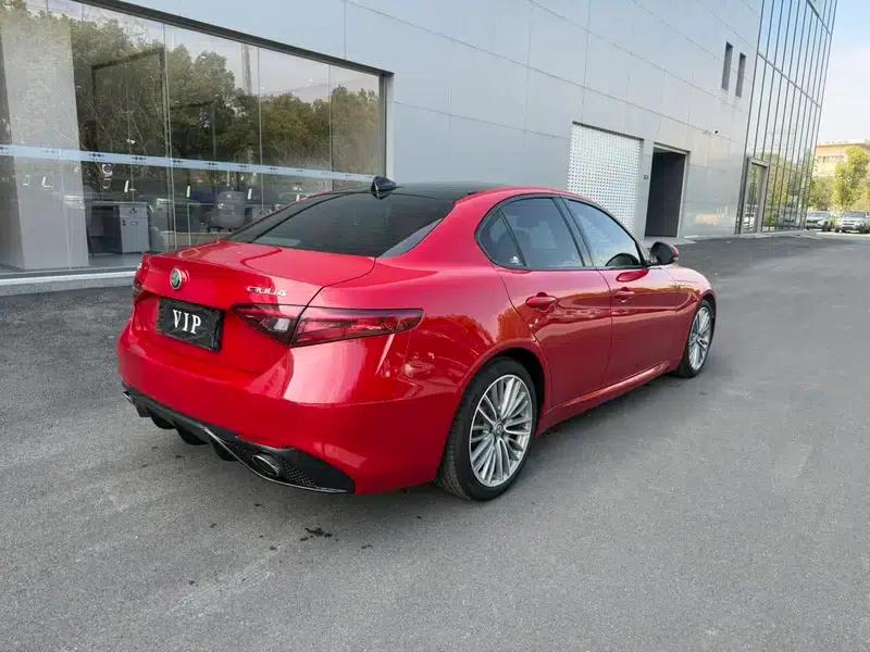 Giulia Juliet 2017 2.0T 280HP Luxury Sport Edition — миниатюра 6