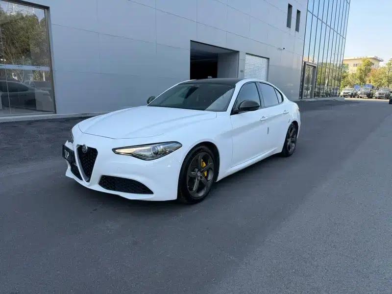 Giulia Juliet 2020 2.0T 280HP Dark Night Phantom Limited Edition — миниатюра 1
