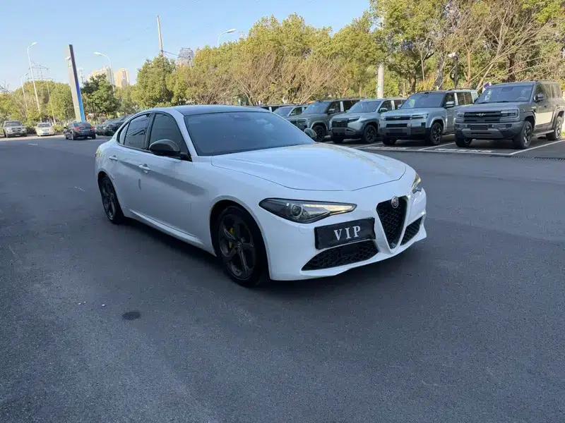 Giulia Juliet 2020 2.0T 280HP Dark Night Phantom Limited Edition — миниатюра 3