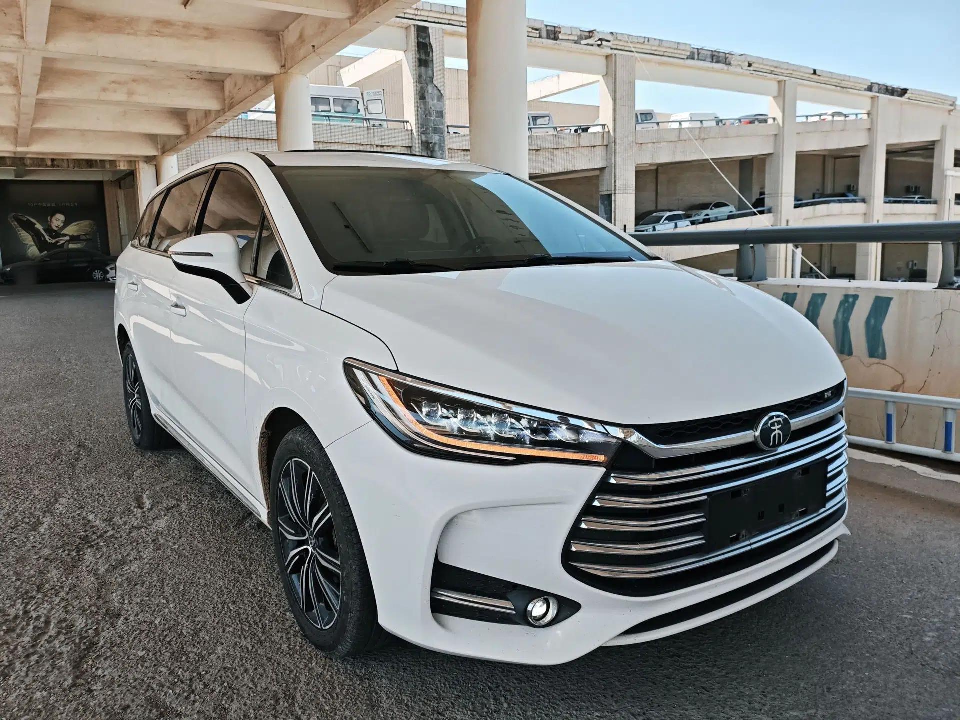 BYD Song MAX New Energy 2019 DM 1.5T Smart Connect Advanced 7-Seater China VI Standard — миниатюра 3