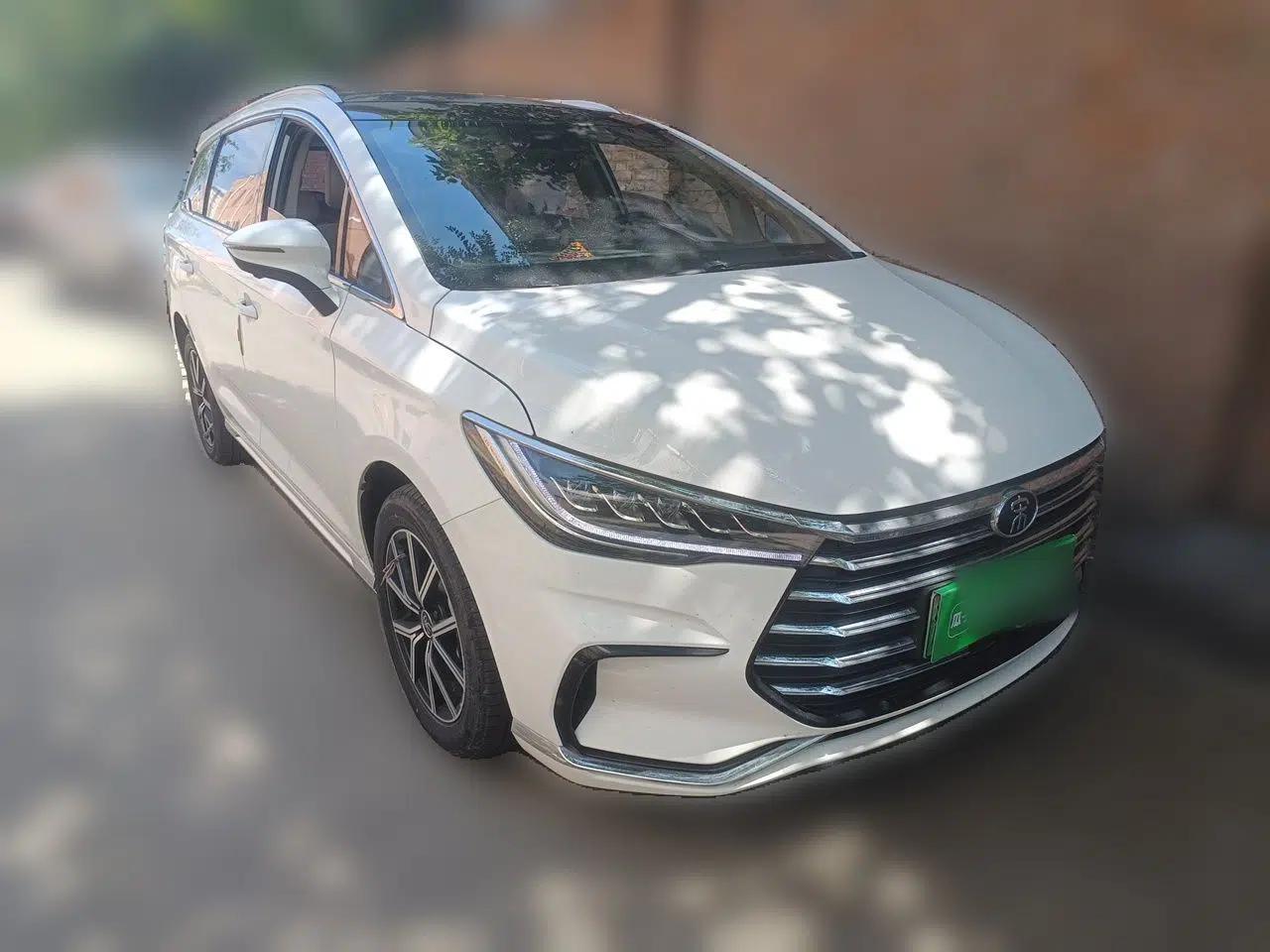 BYD Song MAX New Energy 2022 DM-i 105KM Flagship Model — миниатюра 3