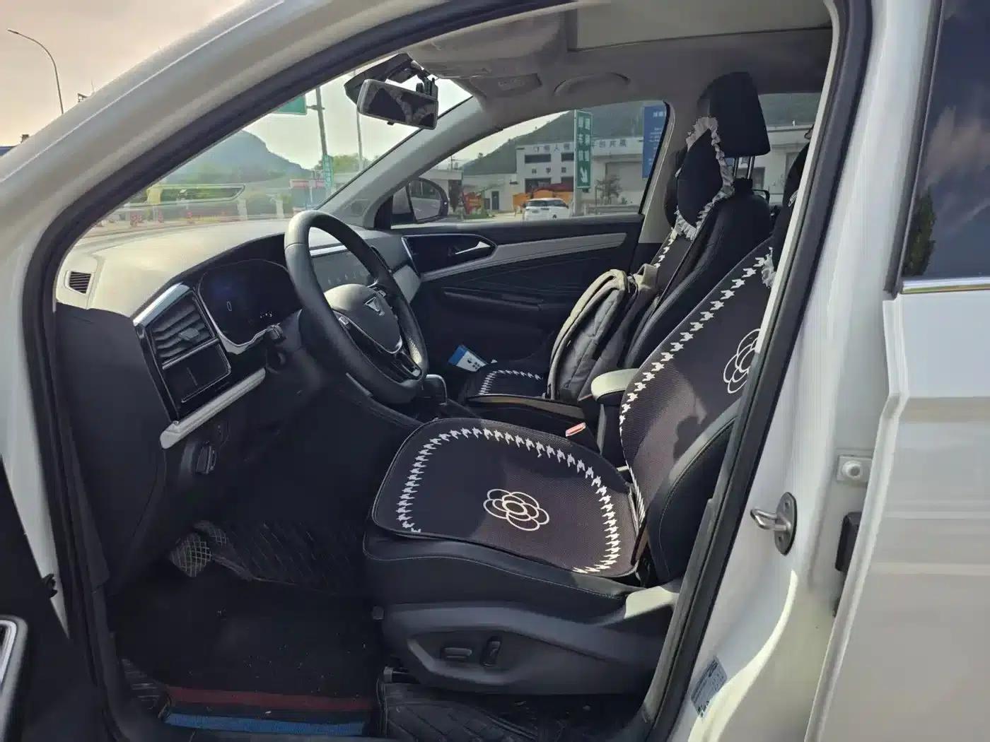 Jetta VS7 2023 280TSI Automatic Enjoy Edition — миниатюра 3