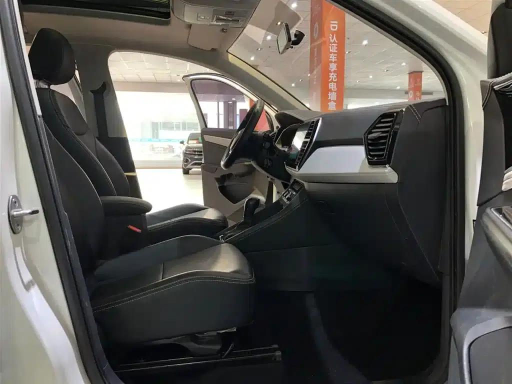 Jetta VS7 2023 280TSI Automatic Entry-Level Edition — миниатюра 19