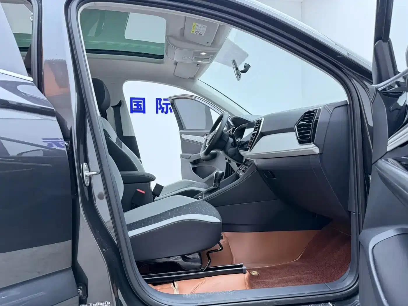 Jetta VS7 2023 280TSI Automatic Entry-Level Edition — миниатюра 14
