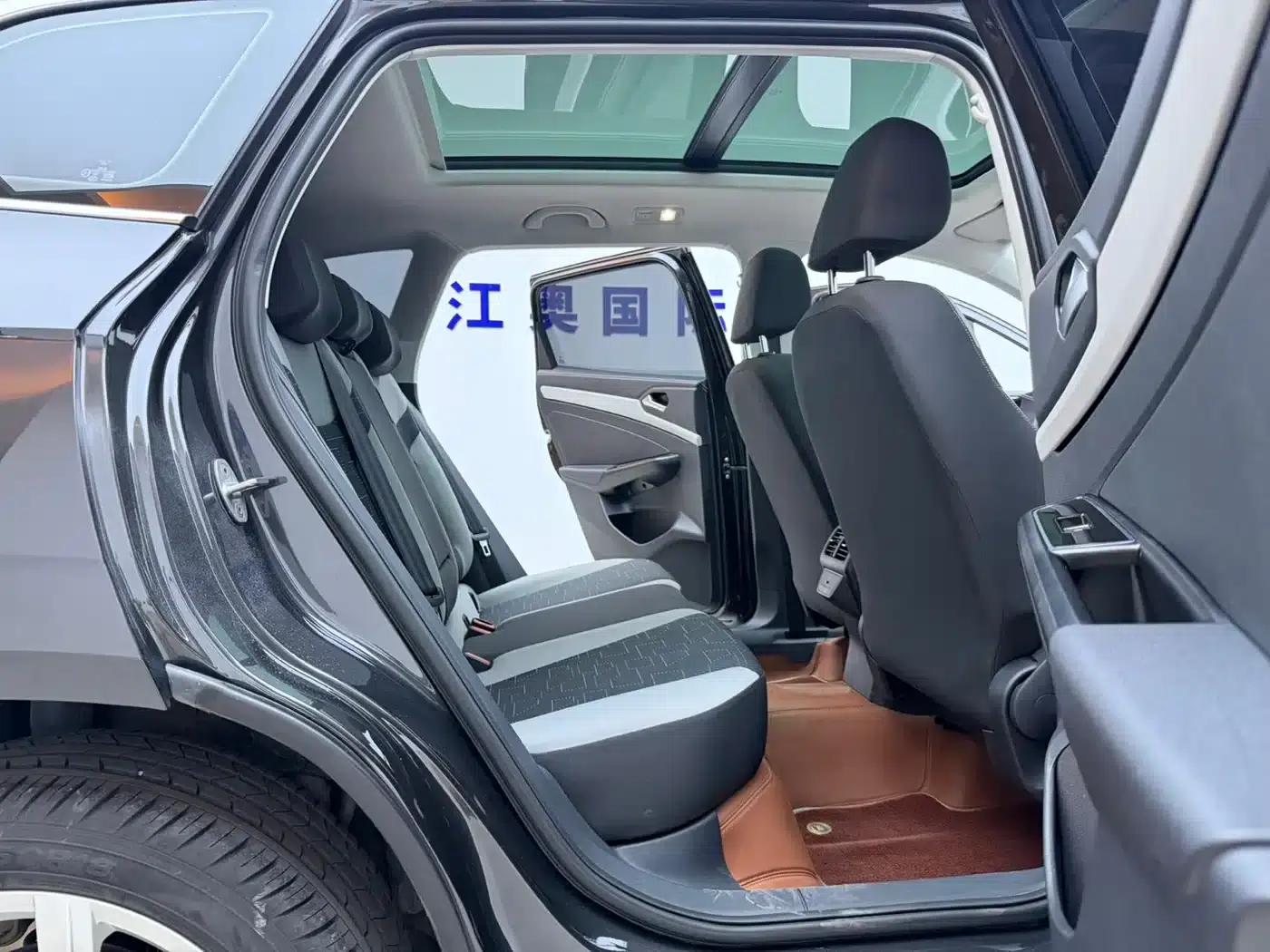 Jetta VS7 2023 280TSI Automatic Entry-Level Edition — миниатюра 16