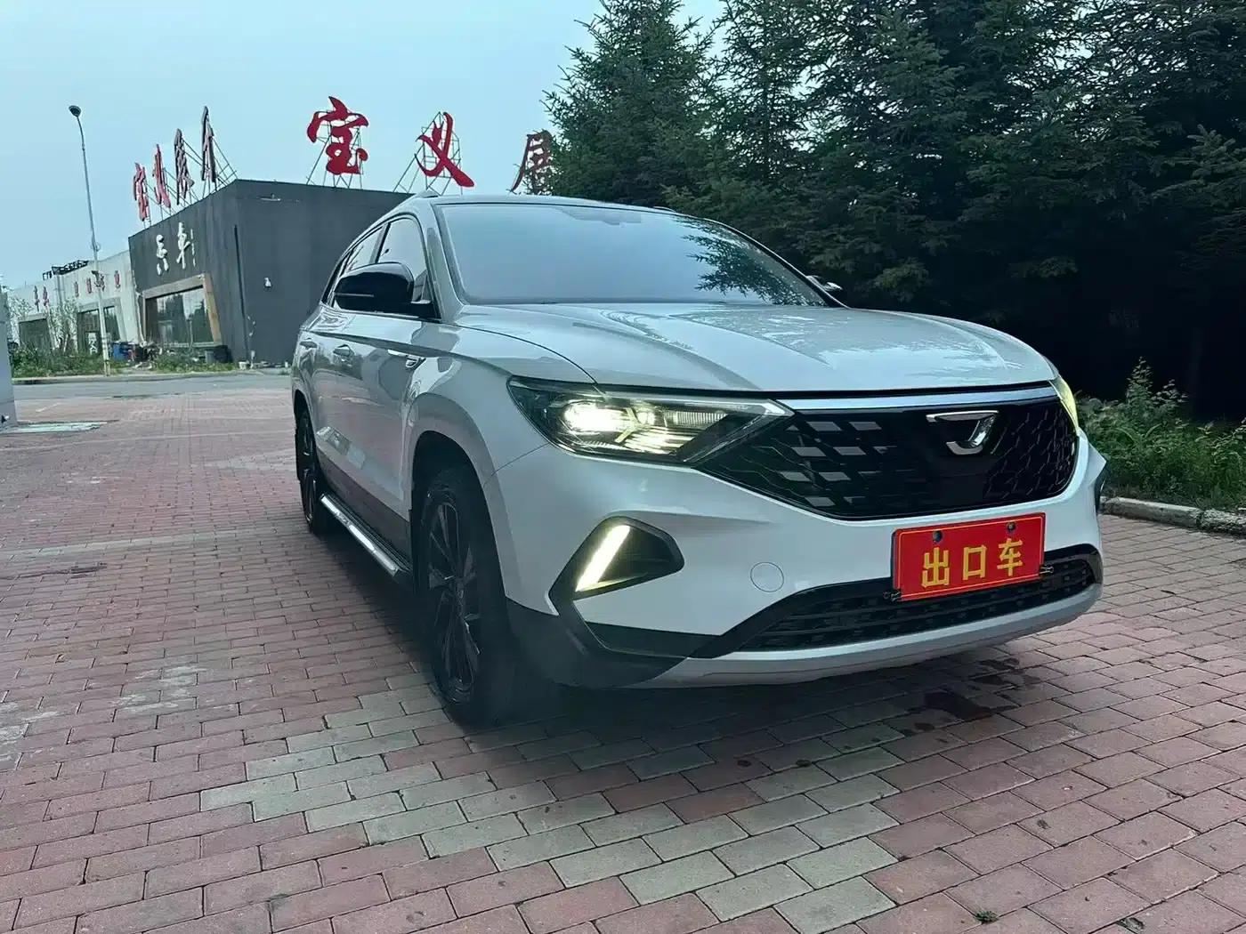 Jetta VS7 2022 Panda Edition 1.4T Automatic Enjoyment Pro — миниатюра 3