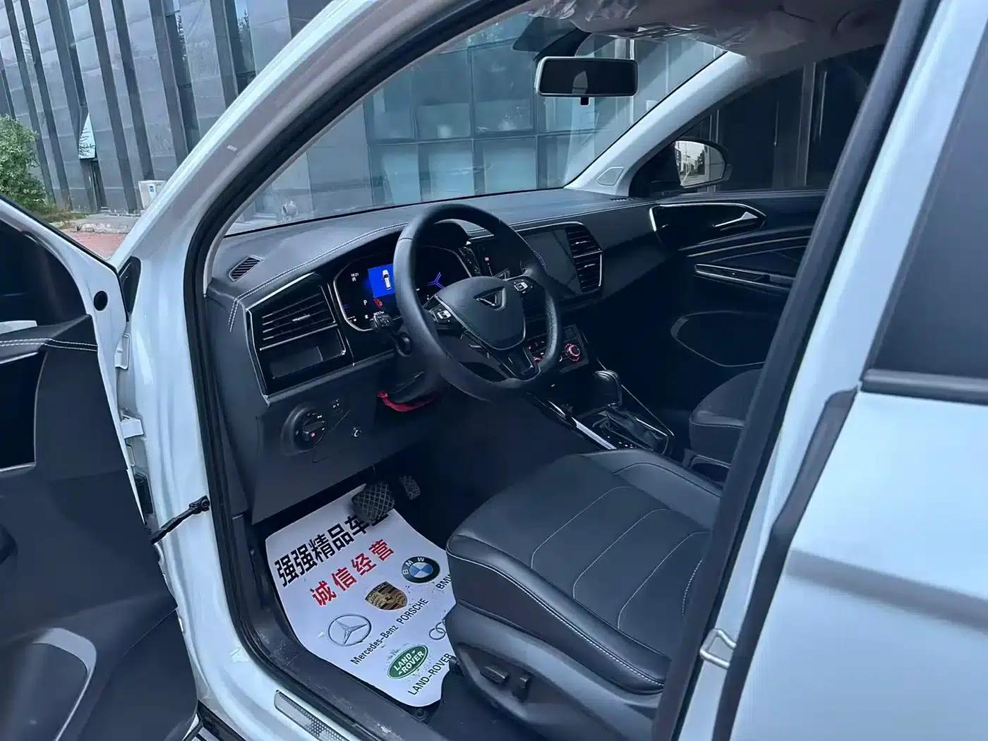 Jetta VS7 2022 Panda Edition 1.4T Automatic Enjoyment Pro — миниатюра 4