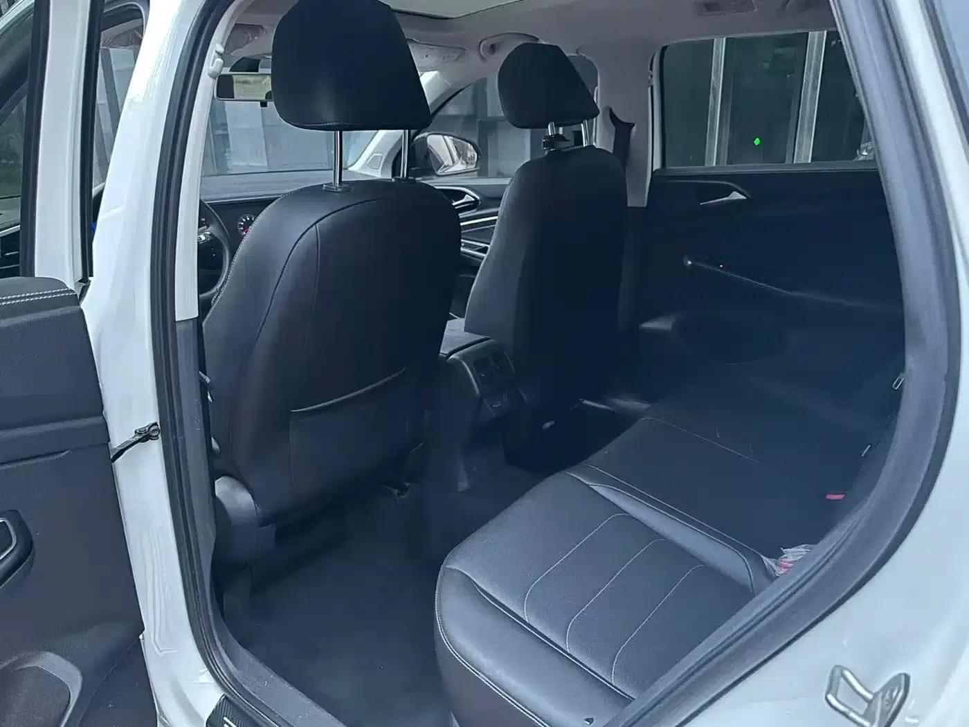 Jetta VS7 2022 Panda Edition 1.4T Automatic Enjoyment Pro — миниатюра 6