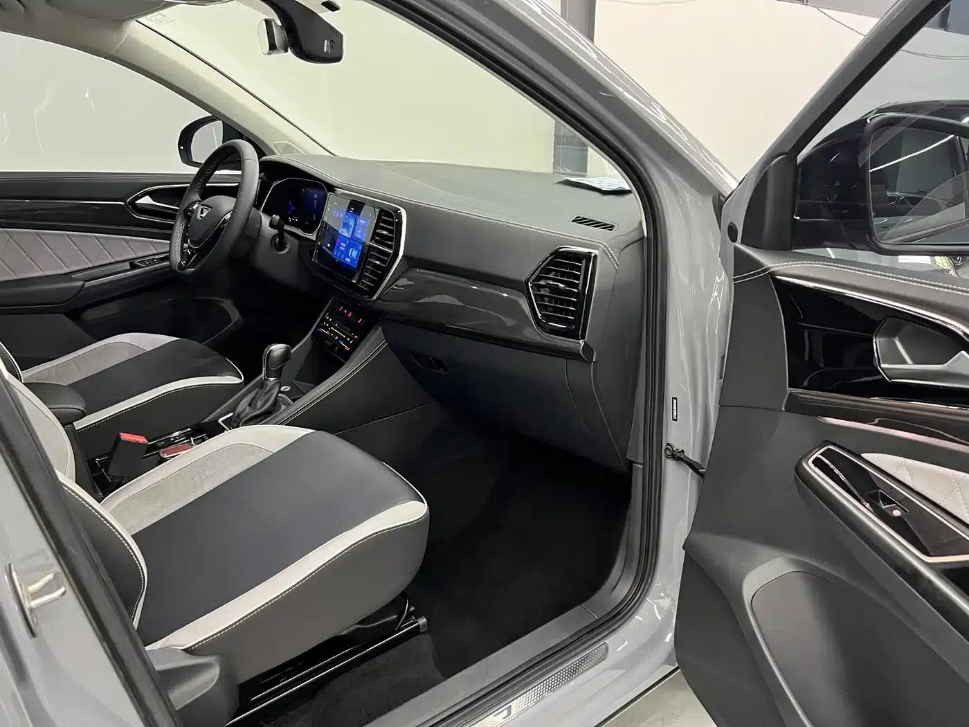 Jetta VS7 2022 280TSI Automatic High Gloss Glory Edition — миниатюра 18