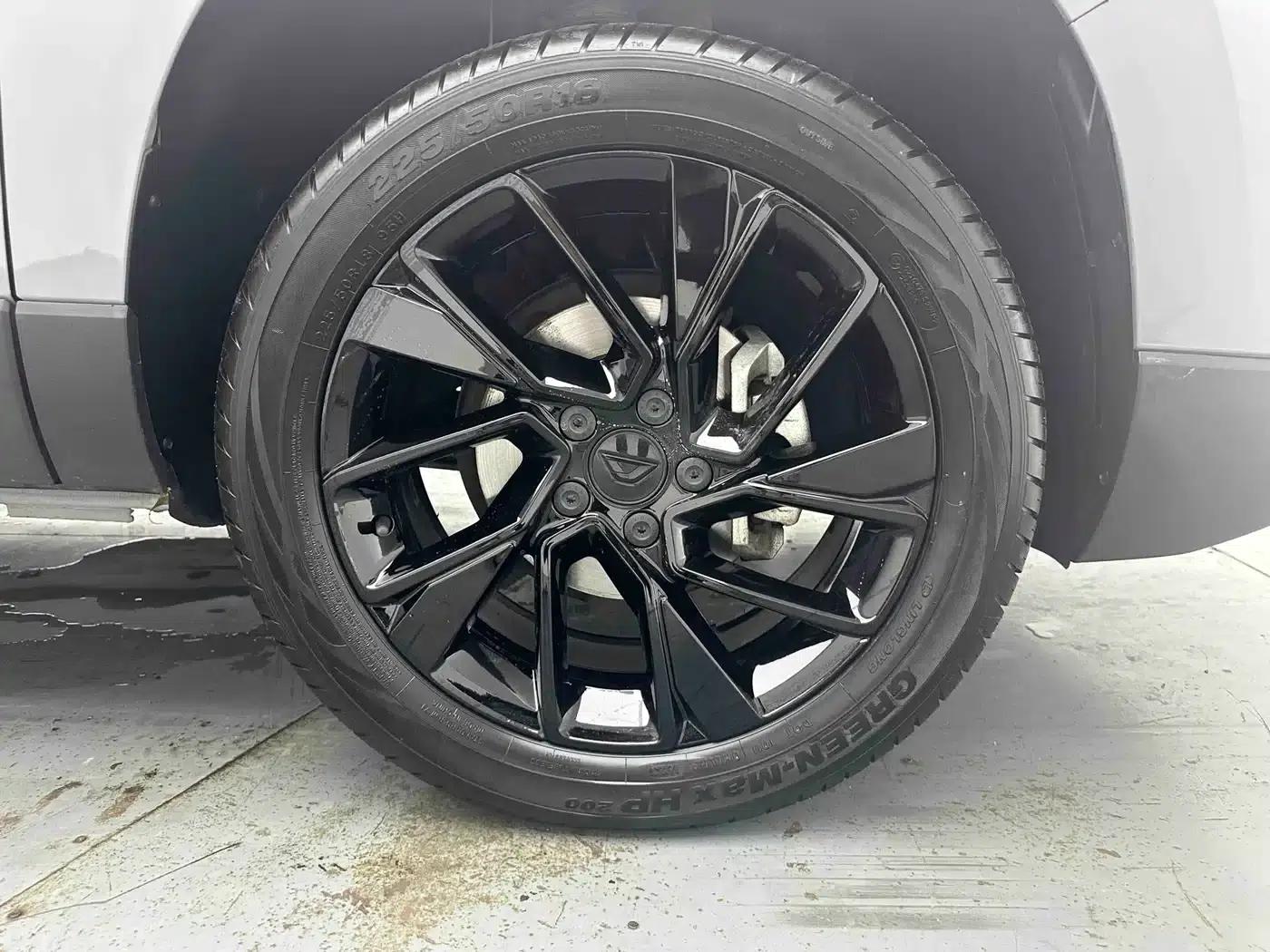 Jetta VS7 2023 280TSI Automatic High-Gloss Enjoy Edition — миниатюра 8