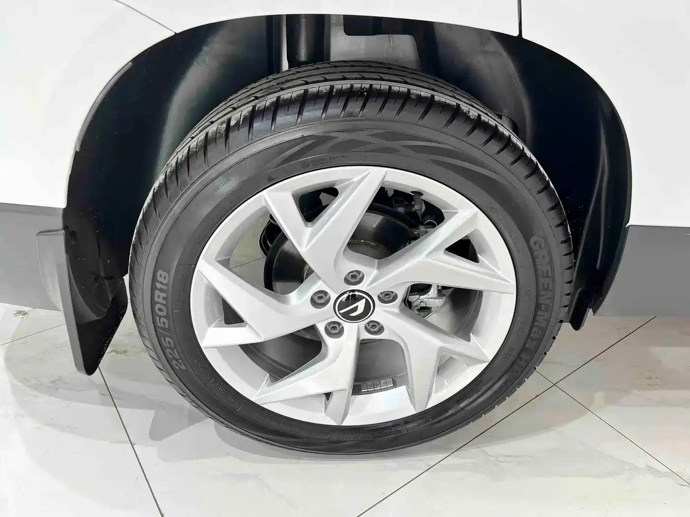 Jetta VS7 2023 280TSI Automatic Enjoy Edition — миниатюра 20