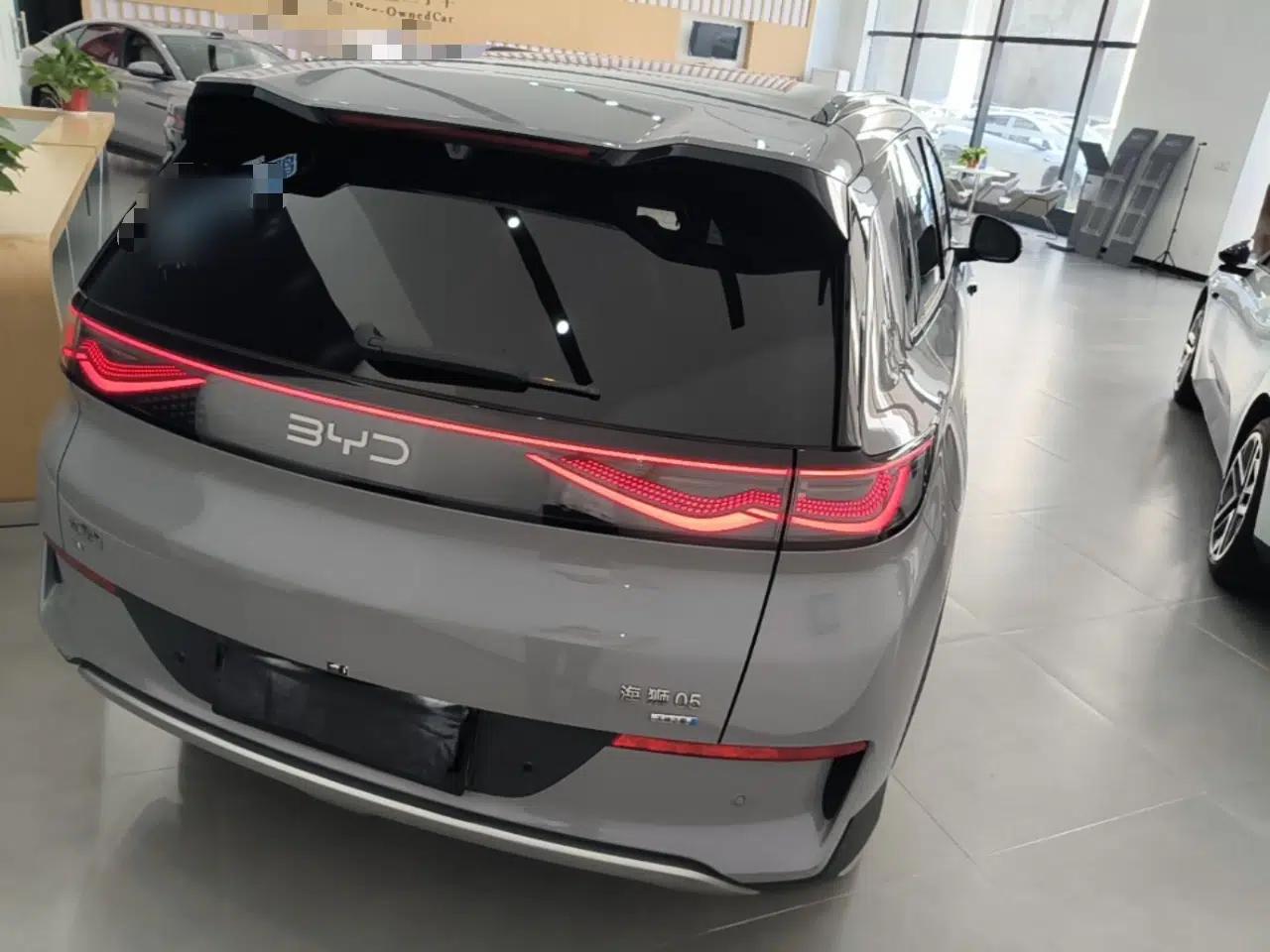 BYD Sealion 05 EV 2025 520 km Flagship SmartDrive Version — миниатюра 6