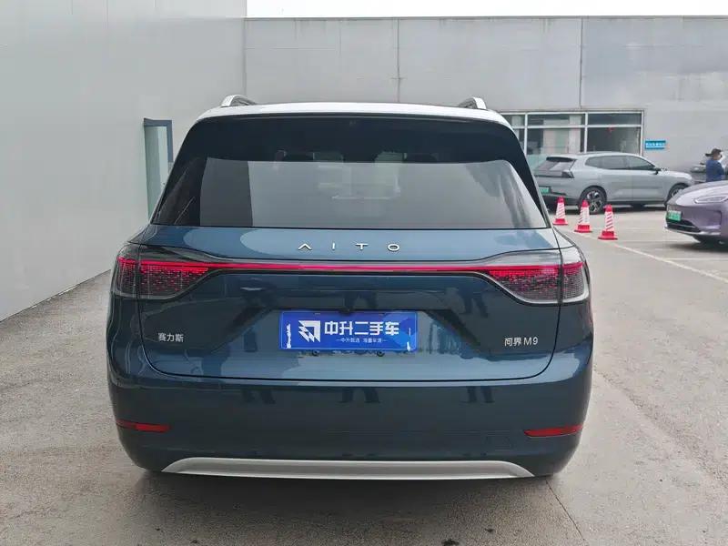 Wenjie M9 2024 Extended Range Ultra 5-Seater — миниатюра 4