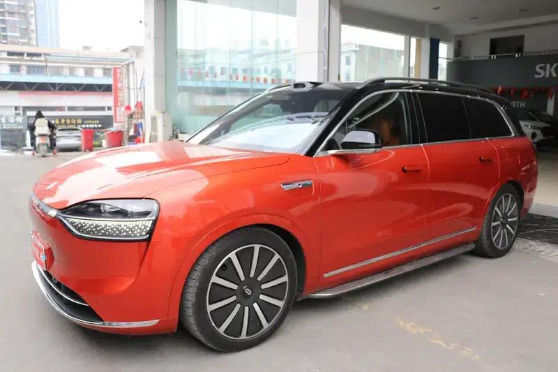 Wenjie M9 2024 Ultra Range Extended 6-Seater — миниатюра 1