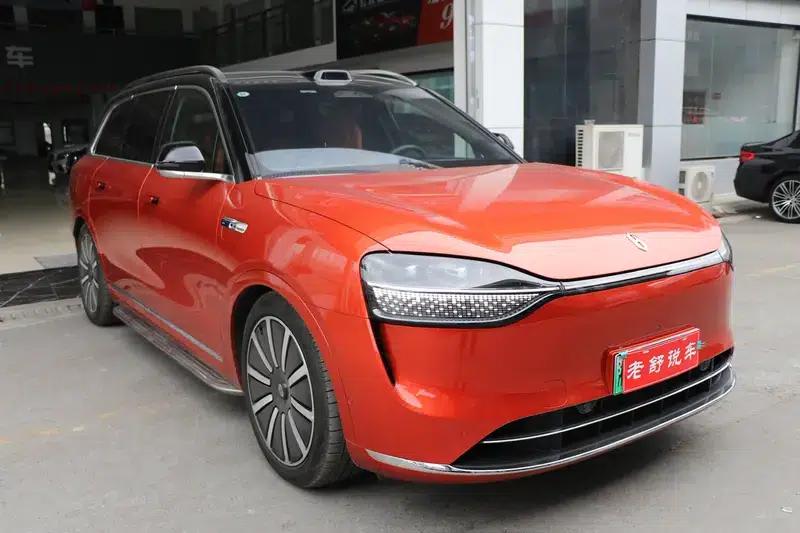 Wenjie M9 2024 Ultra Range Extended 6-Seater — миниатюра 3