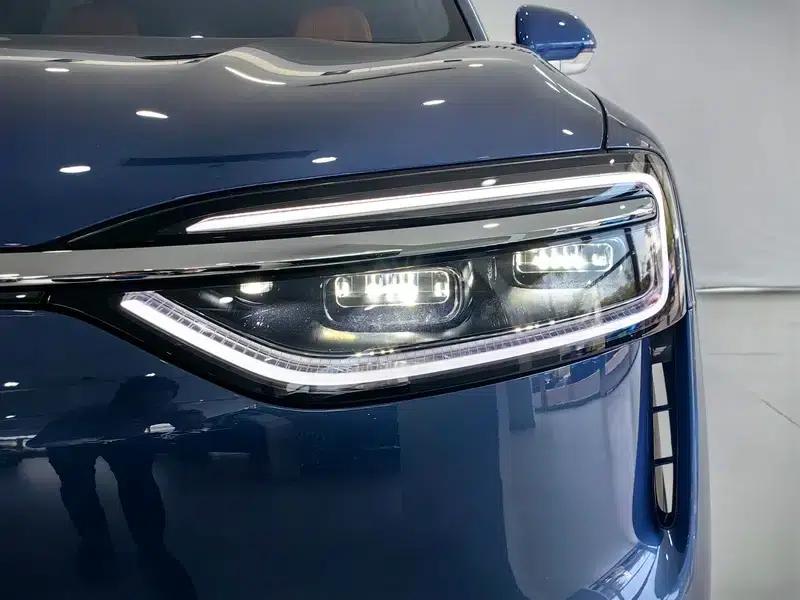 Wenjie M7 2026 Extended Range Ultra 5-Seat 4WD (192-line LiDAR) — миниатюра 6