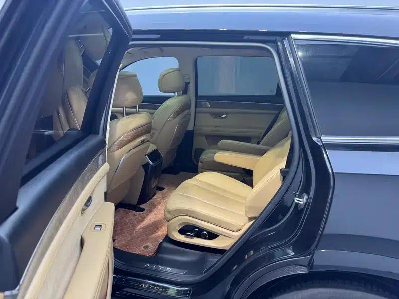 Wenjie M7 2022 AWD Luxury Edition — миниатюра 18