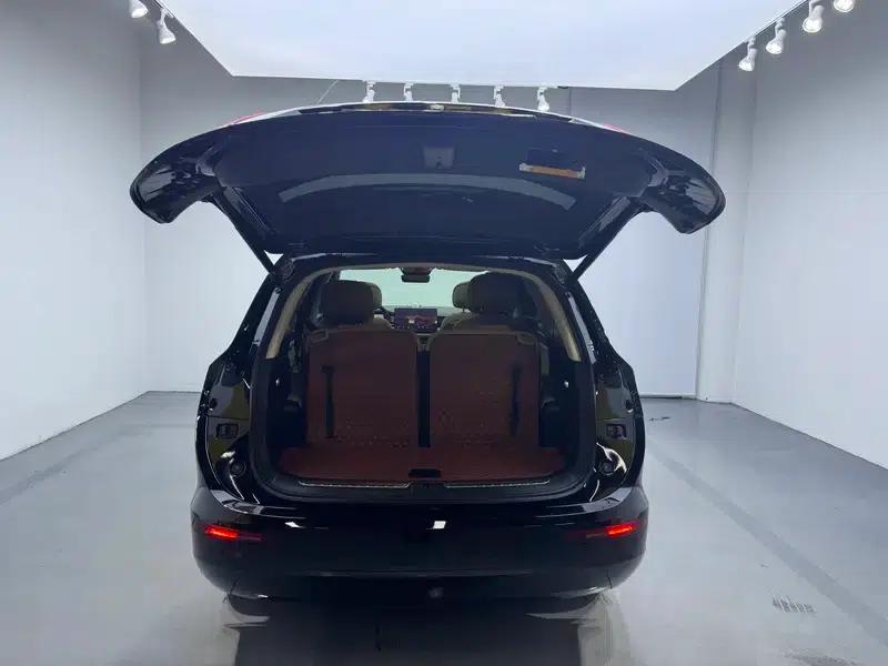 Wenjie M7 2022 AWD Luxury Edition — миниатюра 20