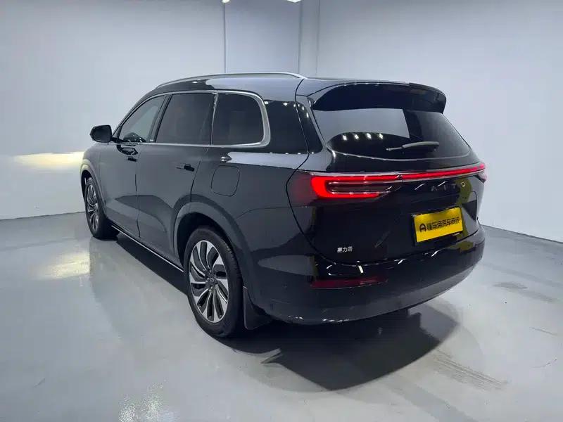 Wenjie M7 2022 AWD Luxury Edition — миниатюра 5