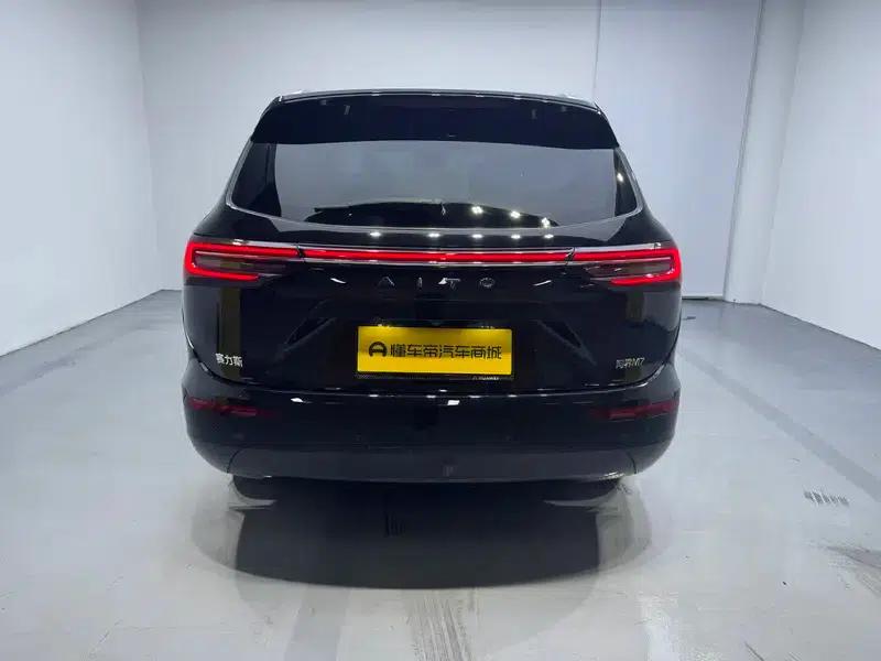 Wenjie M7 2022 AWD Luxury Edition — миниатюра 6